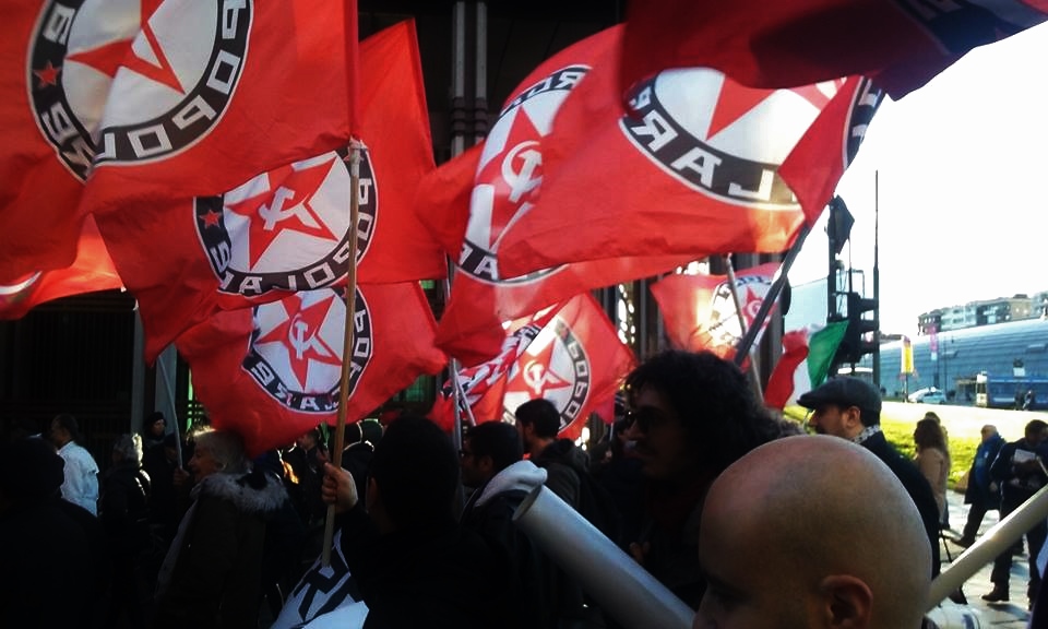 Torino, 8 dicembre 2018: Fronte Popolare alla manifestazione NO TAV&nbsp;(Video)