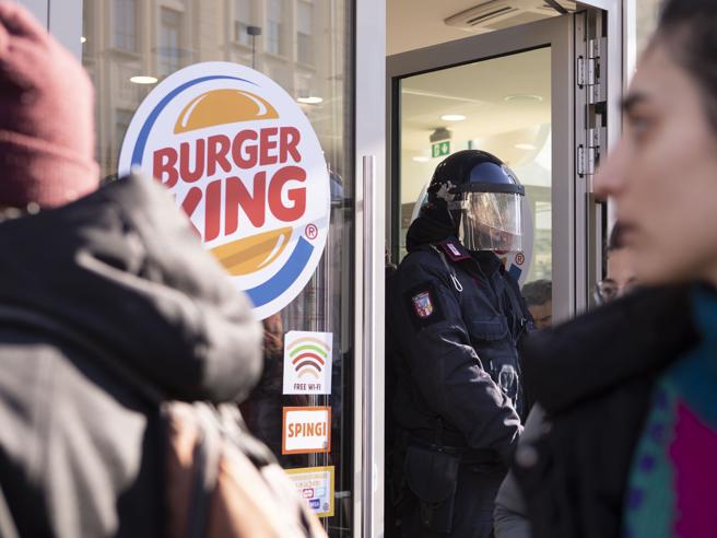 Torino: Fronte Popolare contro la concessione di spazi alle multinazionali del cibo negli&nbsp;atenei